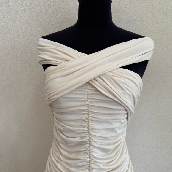 Endless Rose Ruched Bodycon Midi Dress In Cream Small - Picture 3 of 7